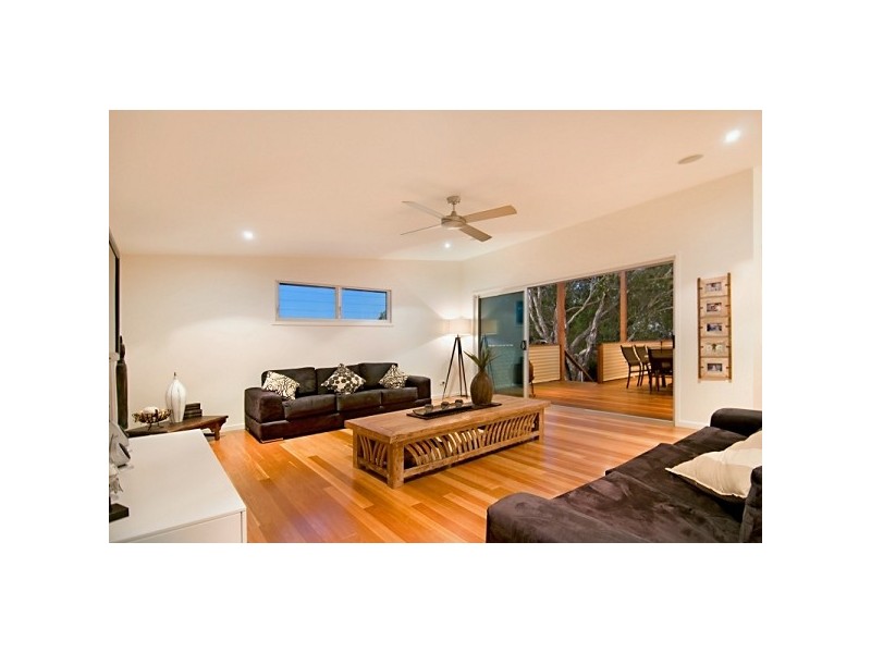 6 Sycamore Street, Mudjimba QLD 4564