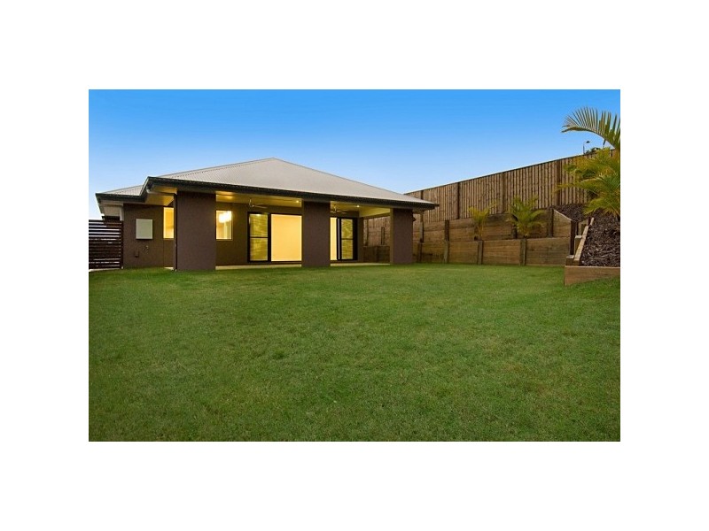 2-4 Oasis Court, Woombye QLD 4559