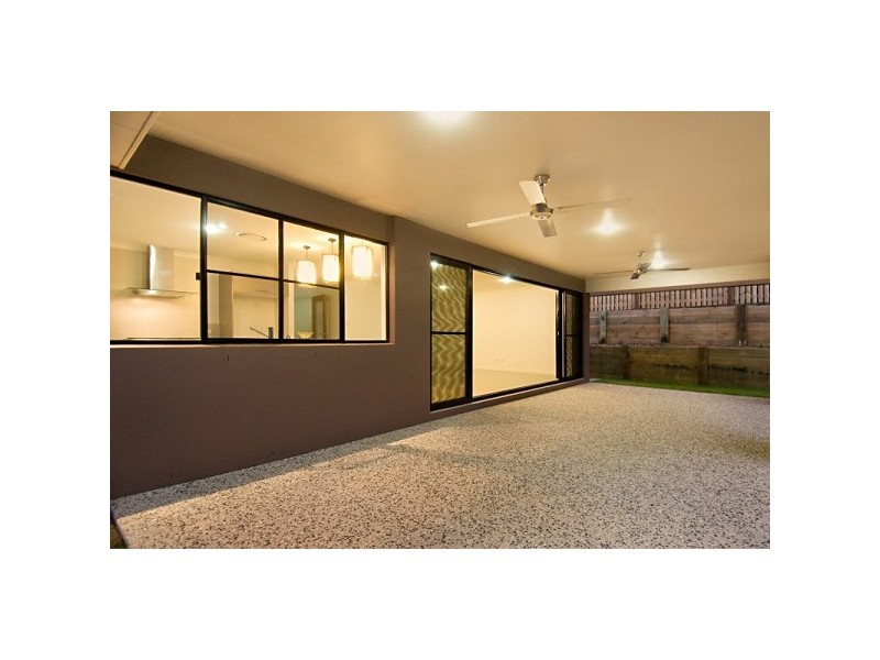 2-4 Oasis Court, Woombye QLD 4559