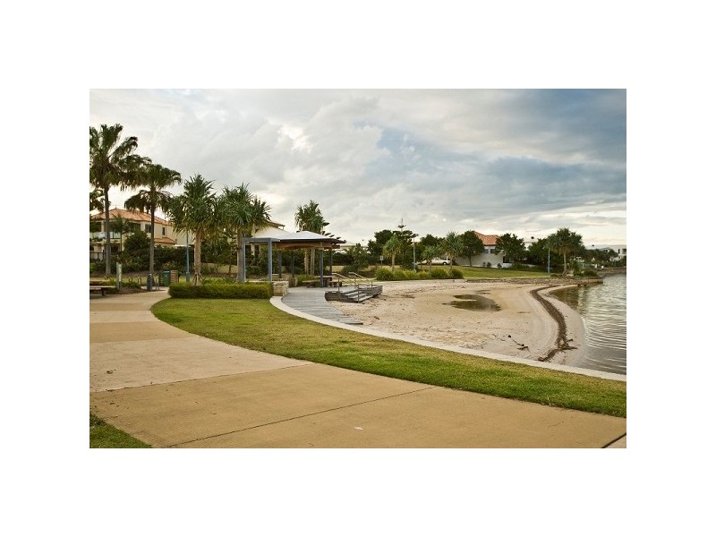 11 Tarawa Street, Parrearra QLD 4575