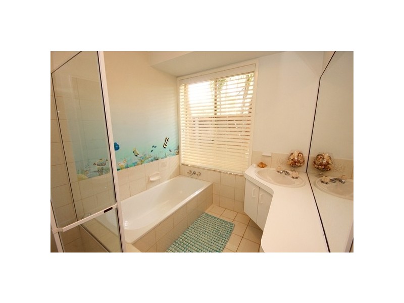 10 Lindeman Avenue, Buderim QLD 4556