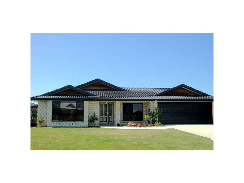 19 Sailfish Drive, Mountain Creek QLD 4557