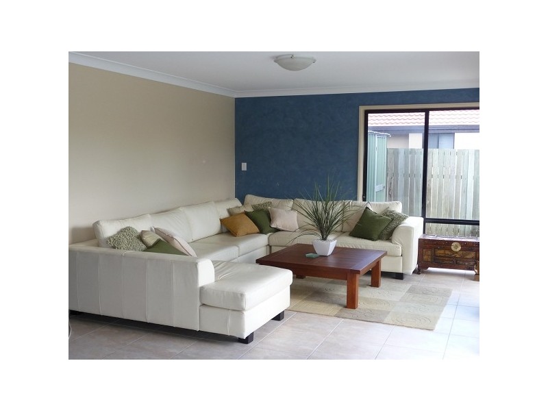 19 Sailfish Drive, Mountain Creek QLD 4557