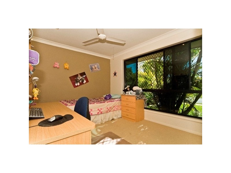 4 Kristin Close, Mountain Creek QLD 4557