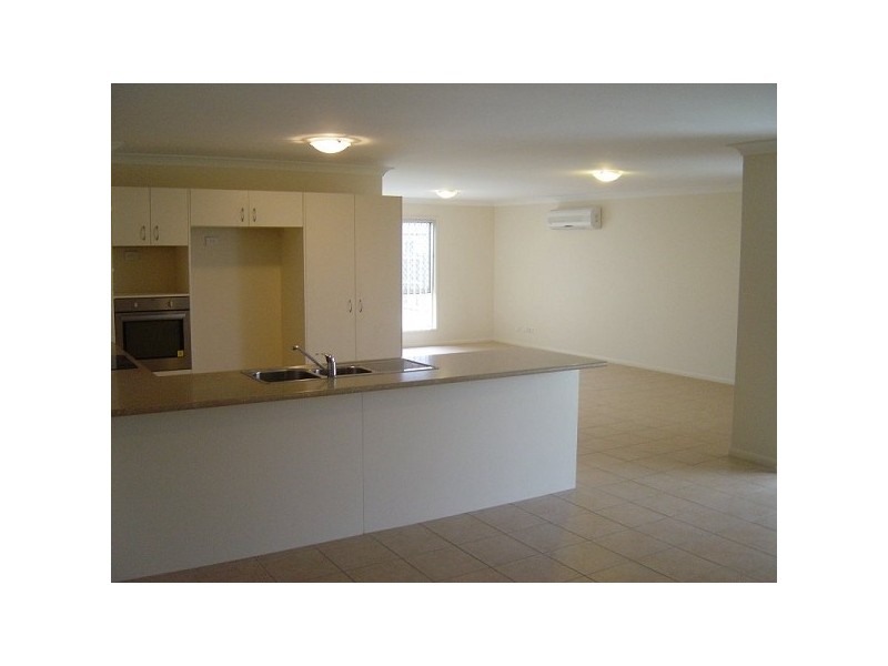 35 Mark Lane, Waterford West QLD 4133