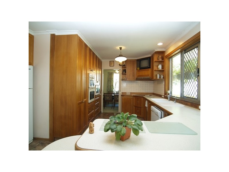 9 GROUNDS STREET, Yeronga QLD 4104