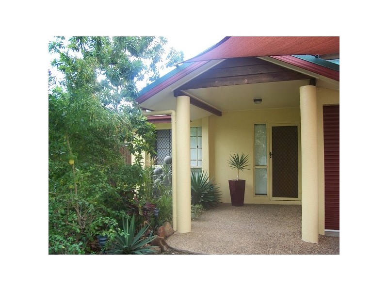 25 BURBANK WAY, Kirwan QLD 4817