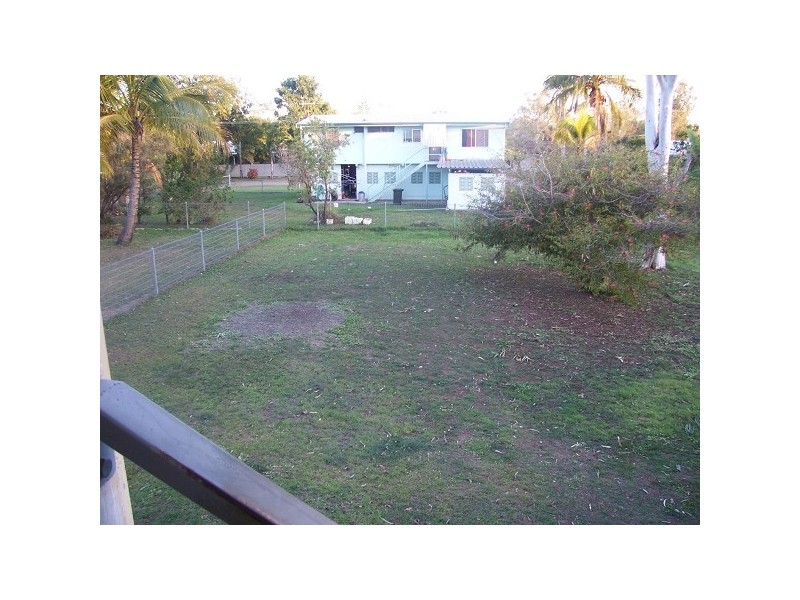 4 CAMERON, Kelso QLD 4815