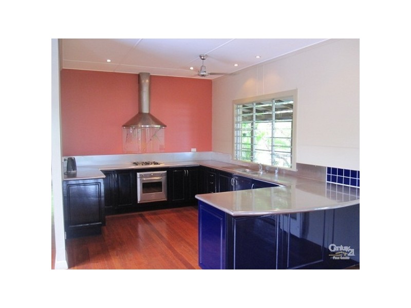 Saunders Beach QLD 4818