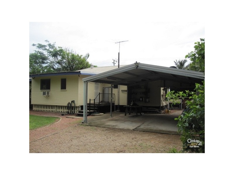 Saunders Beach QLD 4818