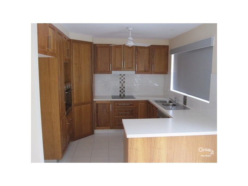 1-4 /19 CRAUFORD STREET, West End QLD 4810