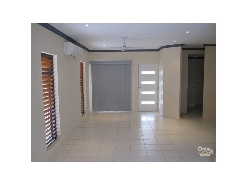 1-4 /19 CRAUFORD STREET, West End QLD 4810