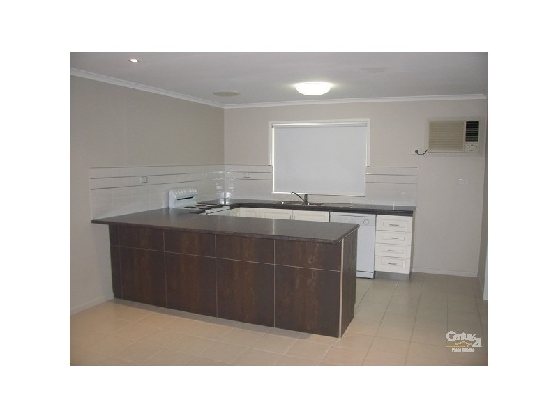 1/27 Harold Street, Townsville QLD 4810