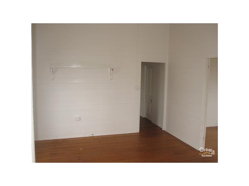 102 THIRTEENTH AVENUE, Railway Estate QLD 4810