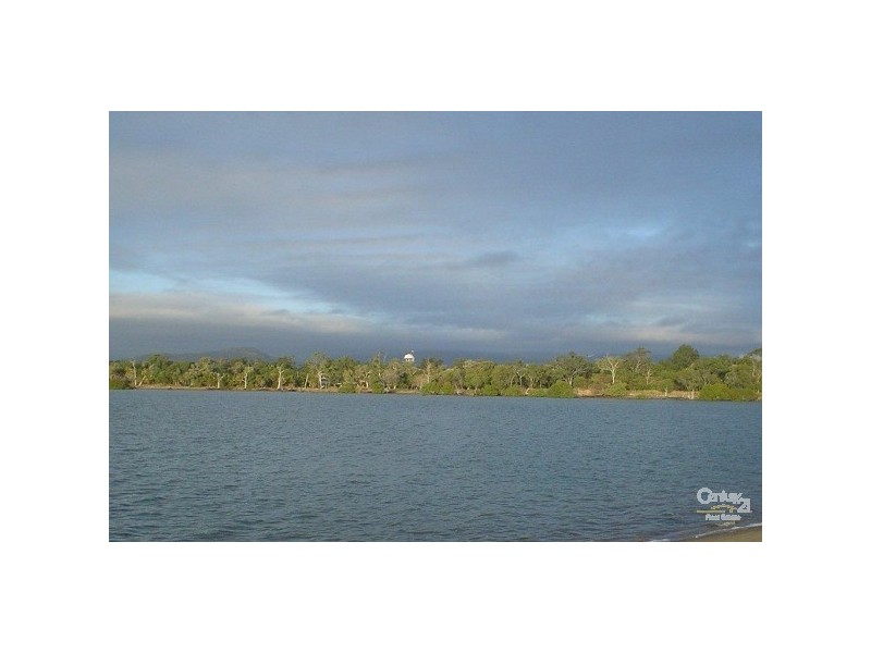 34 FRANK RANDELL, Cungulla QLD 4816