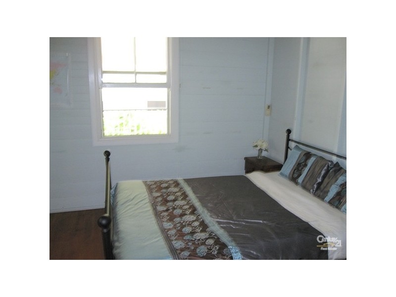 19 SECOND ST, Railway Estate QLD 4810