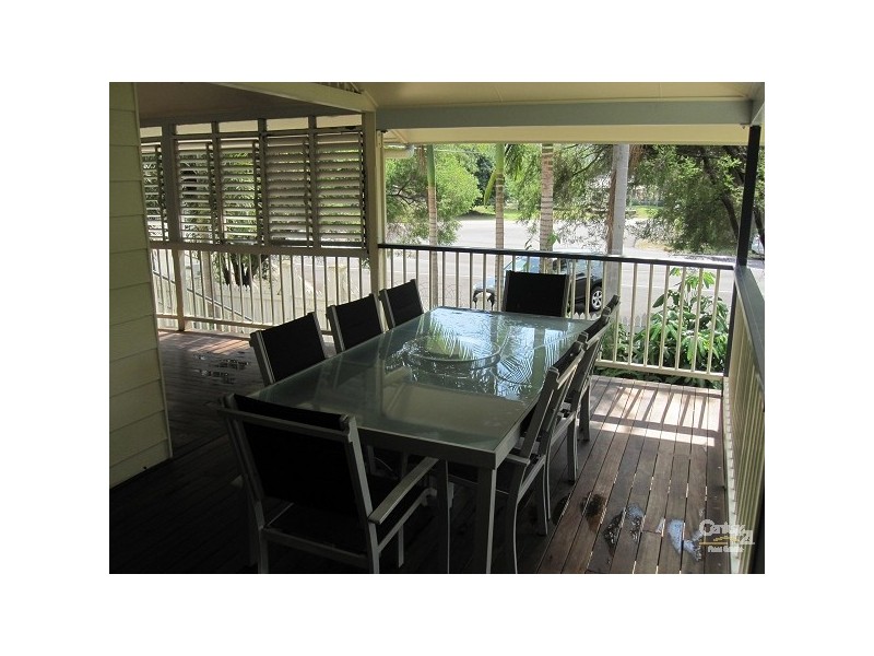 19 SECOND ST, Railway Estate QLD 4810