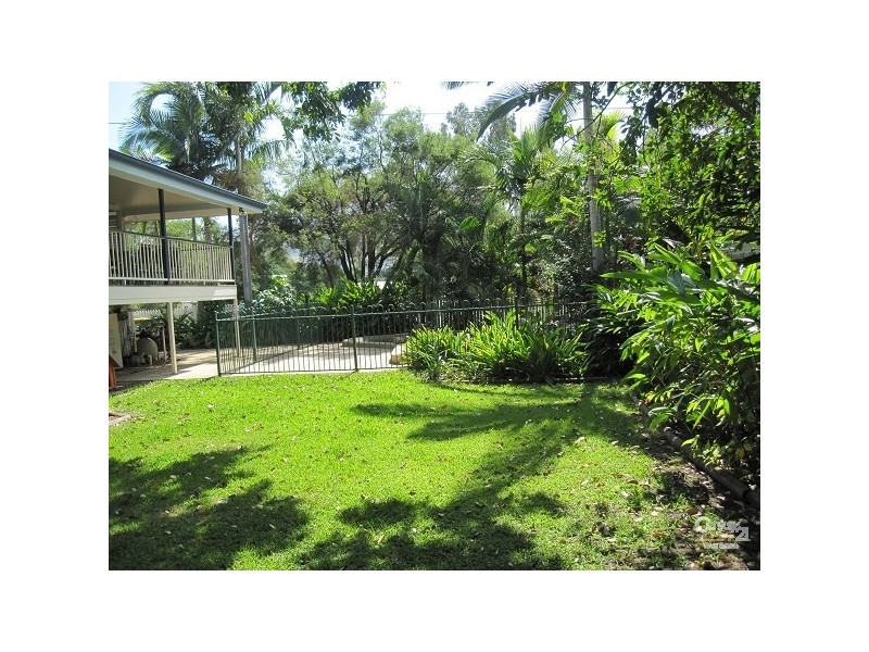 19 SECOND ST, Railway Estate QLD 4810