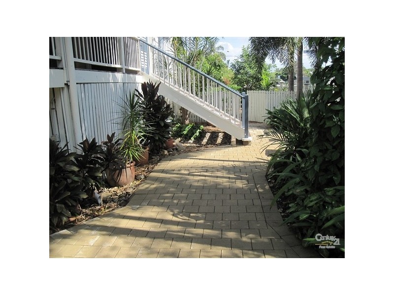 19 SECOND ST, Railway Estate QLD 4810