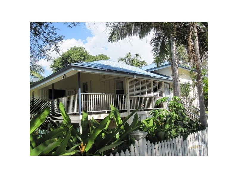 19 SECOND ST, Railway Estate QLD 4810