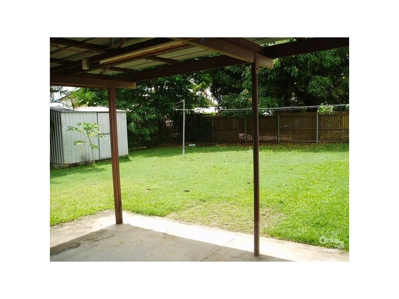 29 Crocker St, Kirwan QLD 4817