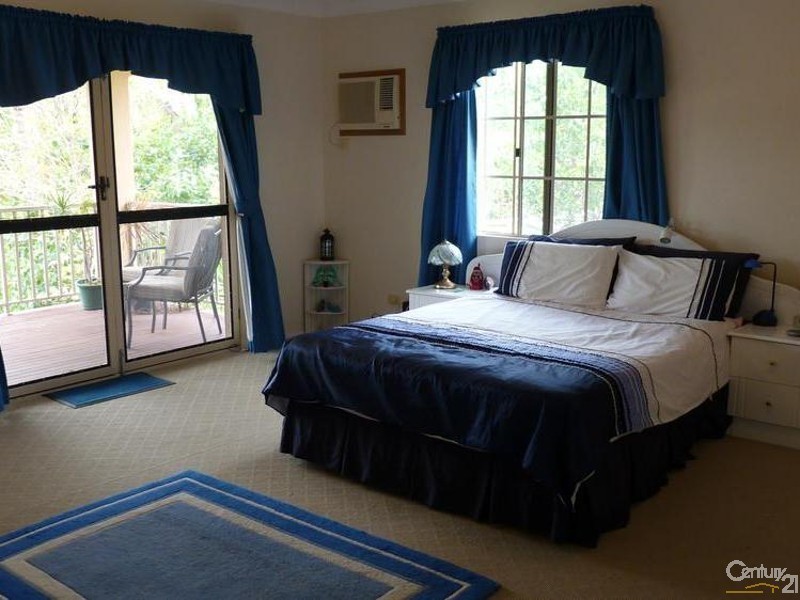 14 BAY STREET, Pallarenda QLD 4810