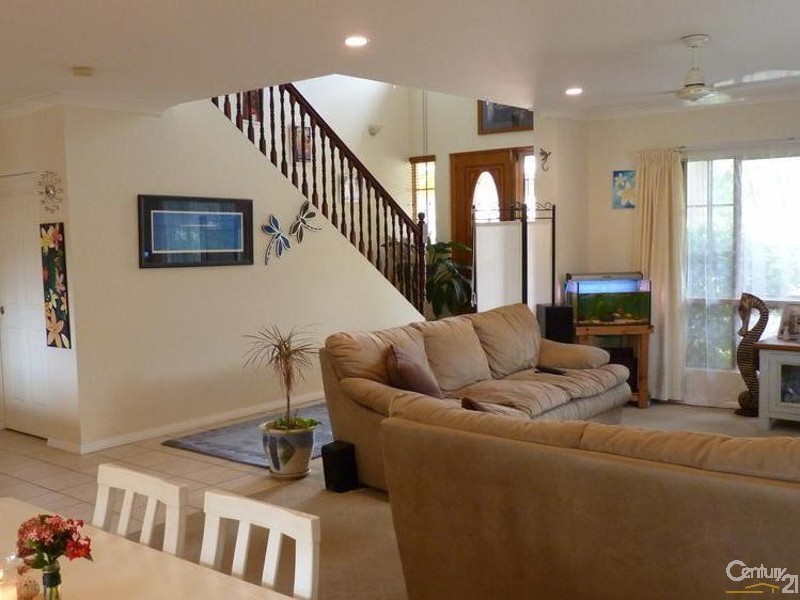 14 BAY STREET, Pallarenda QLD 4810