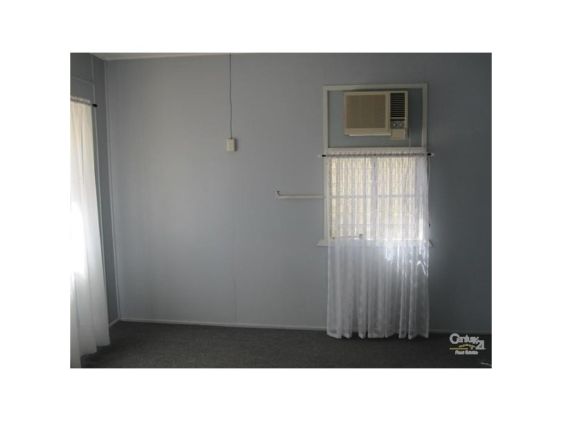 42 CHANDLER ST, Garbutt QLD 4814