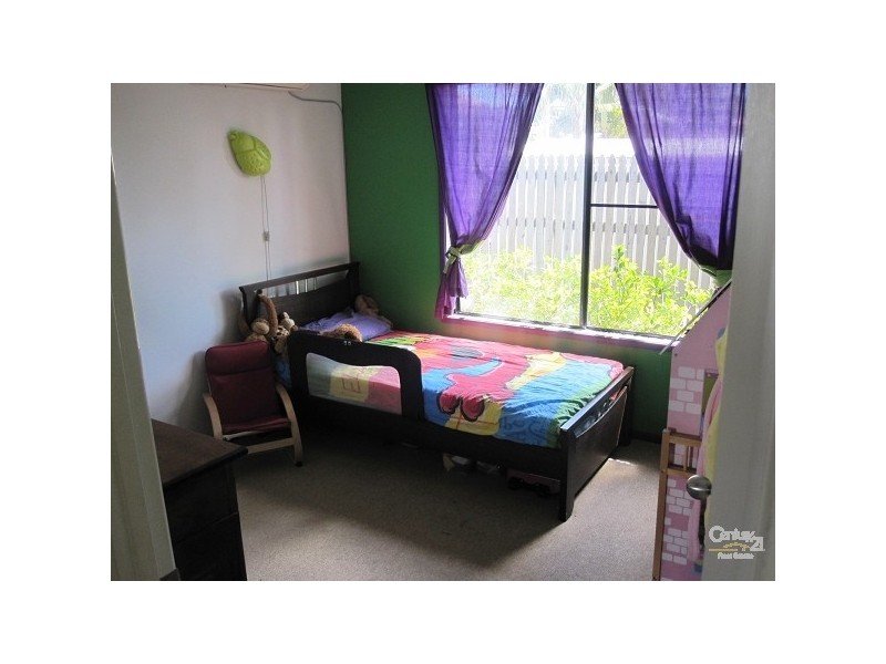 Bushland Beach QLD 4818