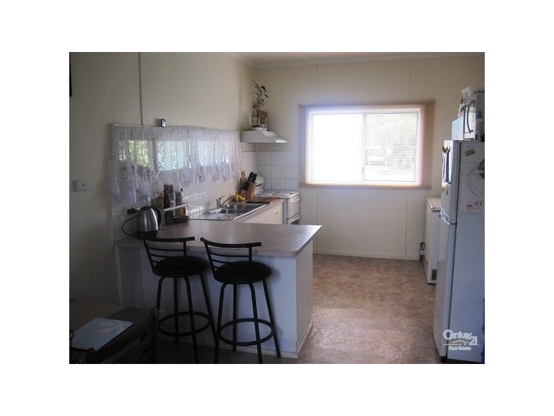 233 IRELAND ST, Oonoonba QLD 4811