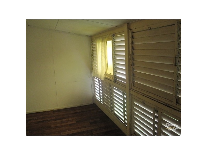 87 PERKINS ST, South Townsville QLD 4810