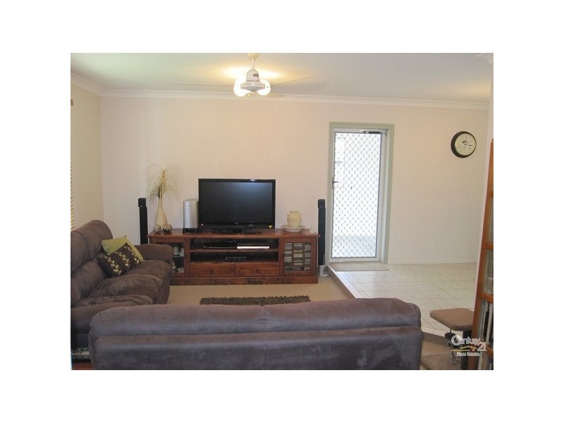 16 LOMOND ST, Kirwan QLD 4817