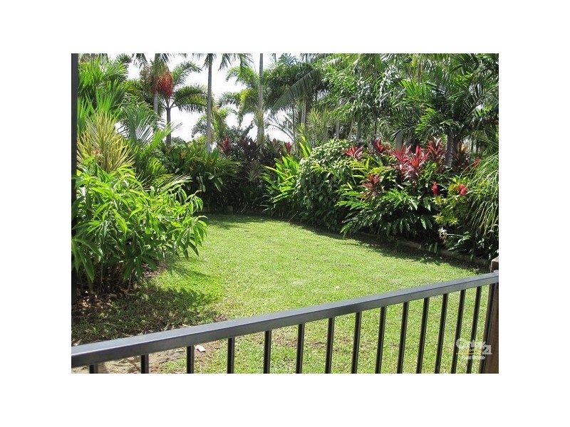 16 LOMOND ST, Kirwan QLD 4817