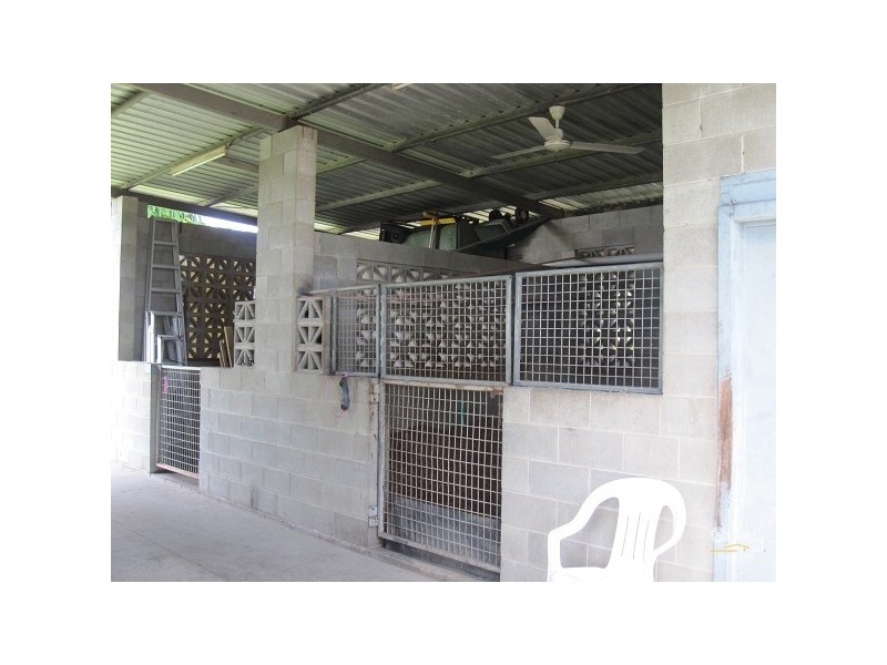 1 GILLIAT ST, Wulguru QLD 4811