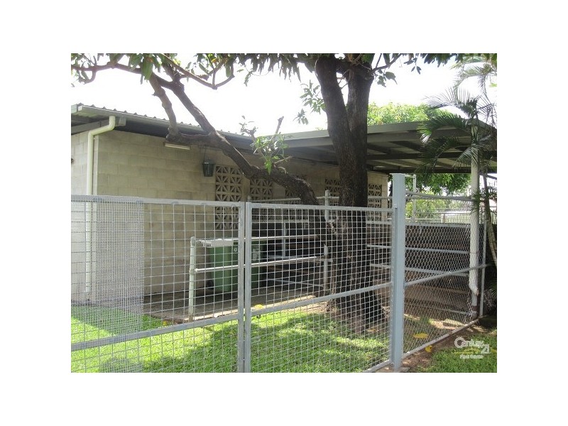 1 GILLIAT ST, Wulguru QLD 4811