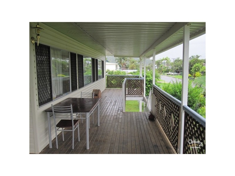 19 CROSSLAND CRT, Kirwan QLD 4817