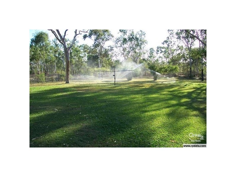 19 CARBINE CT, Kelso QLD 4815