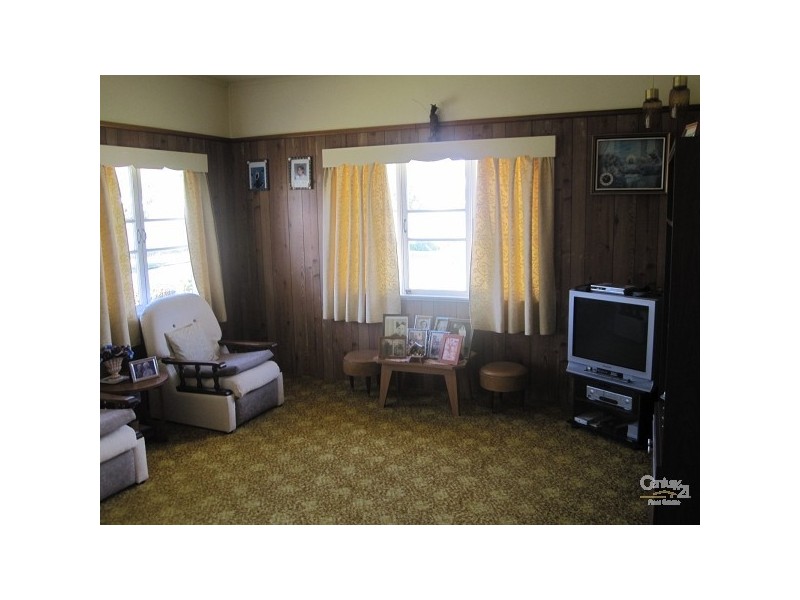 8 WARREGO, Wulguru QLD 4811