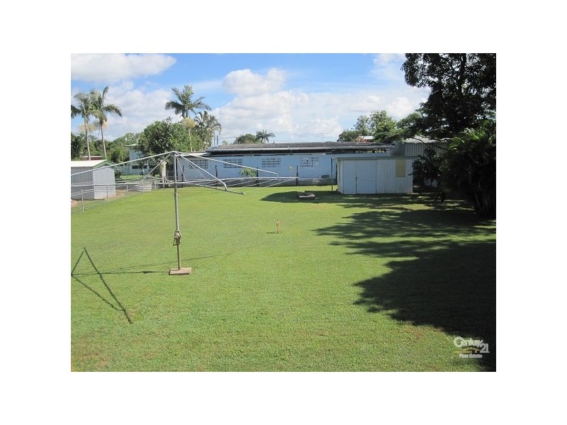 8 WARREGO, Wulguru QLD 4811
