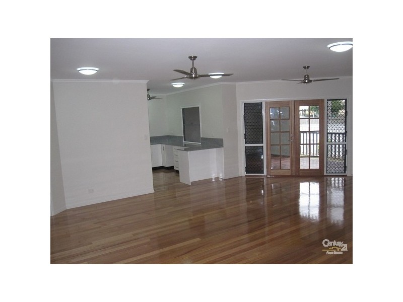 34 GOLDRING ST, Hermit Park QLD 4812