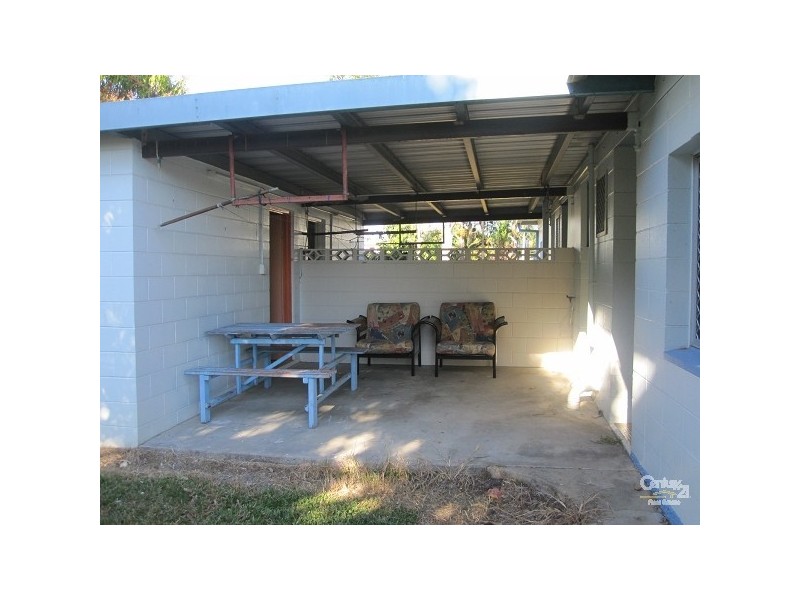 42 ALBERT ST, Cranbrook QLD 4814