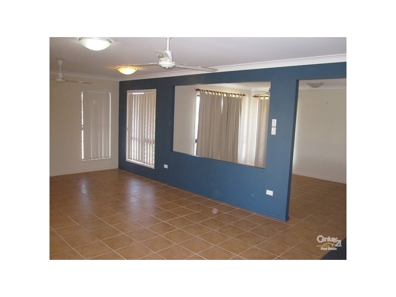 1 SANDYS PLACE, Kirwan QLD 4817