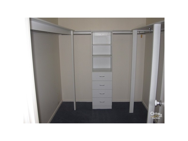 1 SANDYS PLACE, Kirwan QLD 4817