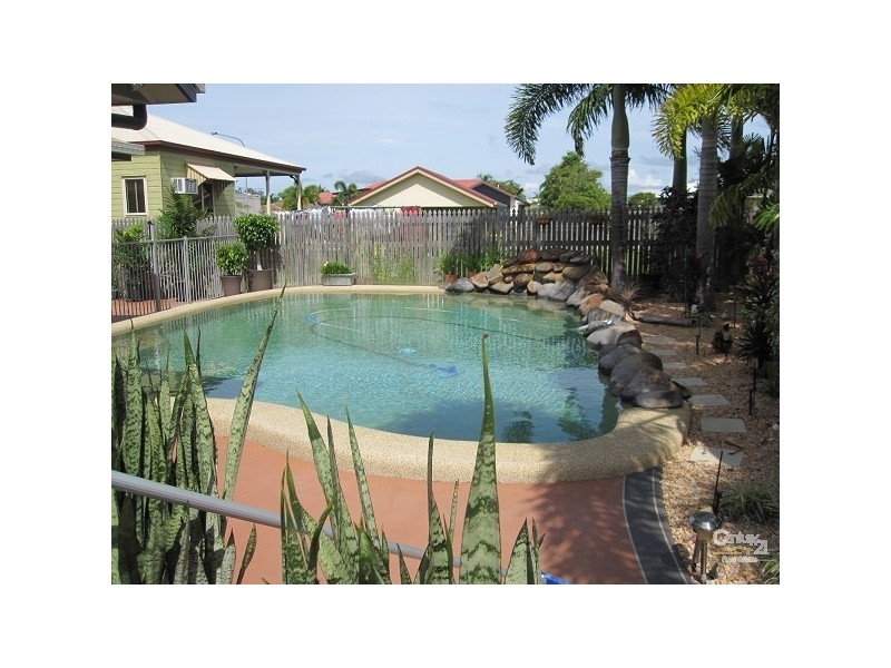 Mount Louisa QLD 4814