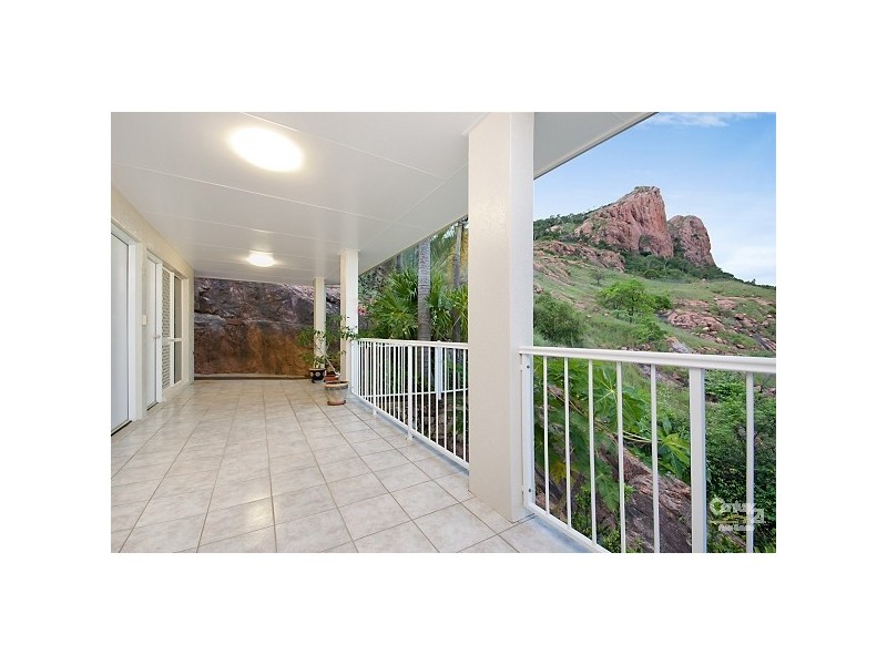 2-19 HILLSIDE CR, Townsville City QLD 4810