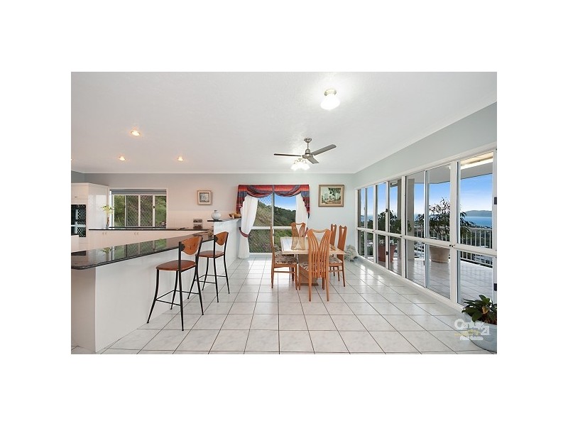 2-19 HILLSIDE CR, Townsville City QLD 4810