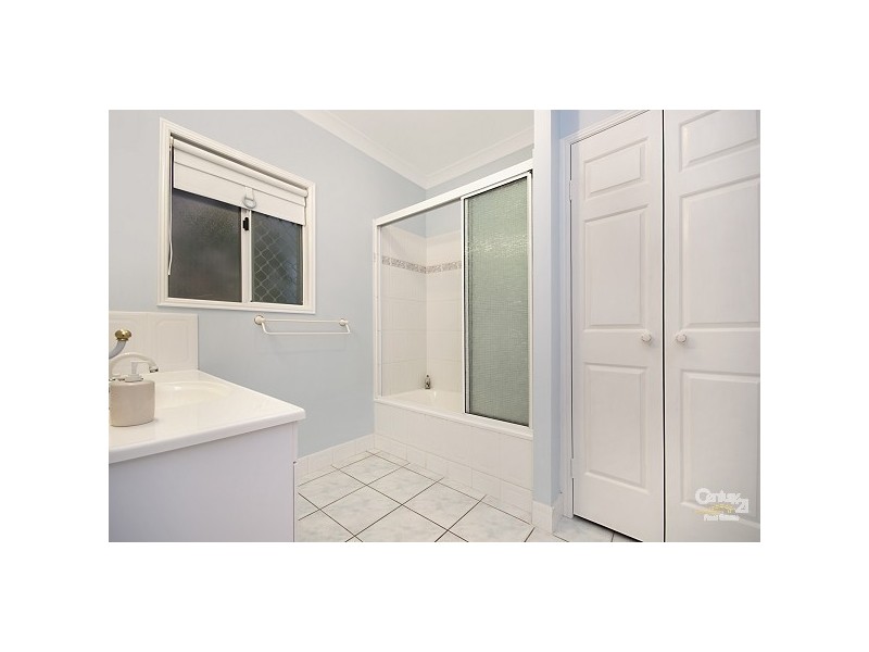 2-19 HILLSIDE CR, Townsville City QLD 4810