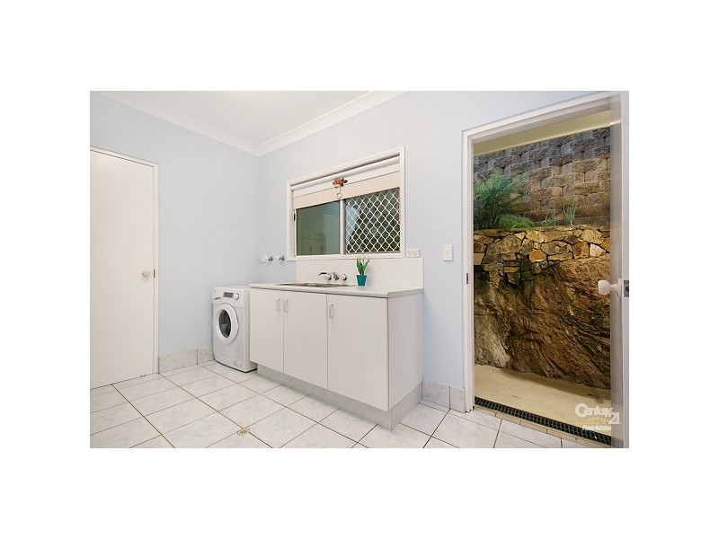 2-19 HILLSIDE CR, Townsville City QLD 4810