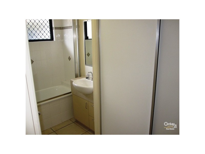 5 MALABAR ST, Condon QLD 4815