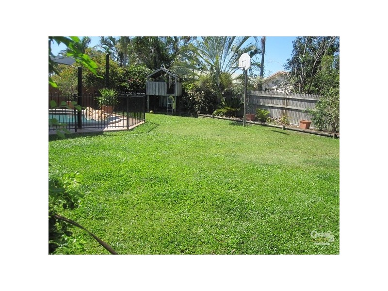 11 COLCHESTER CRS, Kirwan QLD 4817